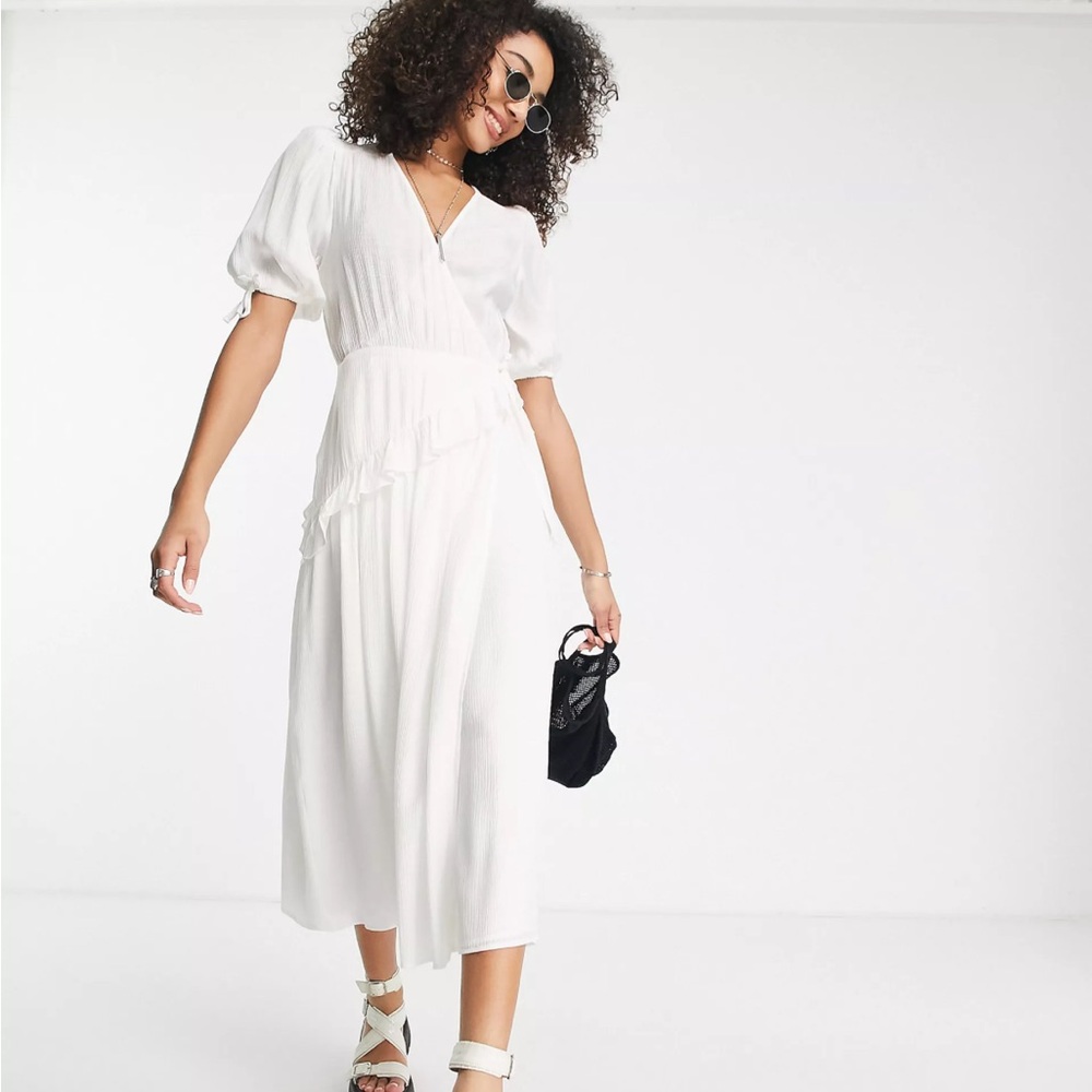Topshop ruffle textured wrap midi dress in ivory size 8